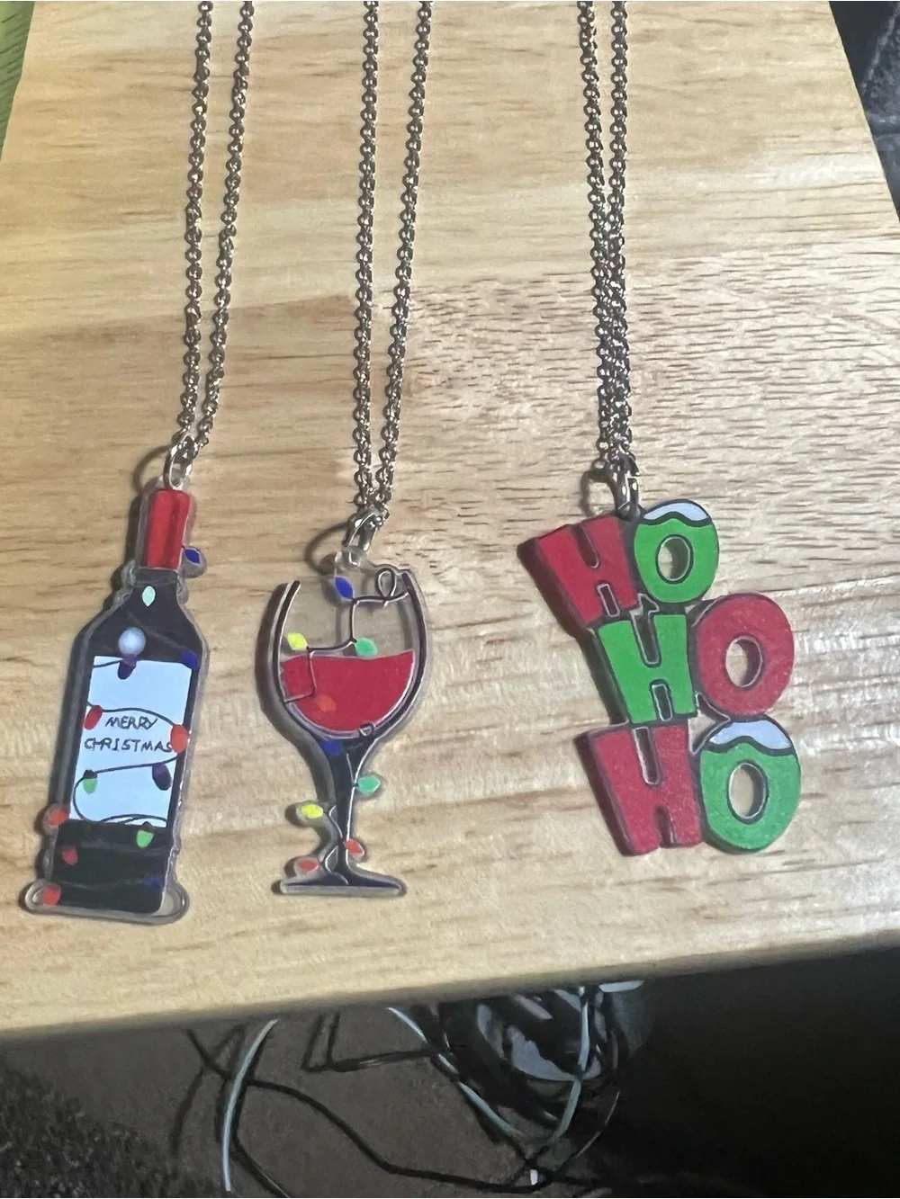 Holiday Wine & HO HO HO Necklace Set - Red, Green, Silver N204